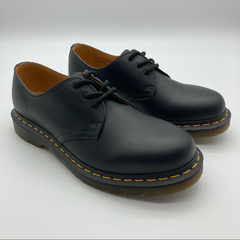 NWOT Dr. Martens 1461 Smooth Black Oxfords Size 8